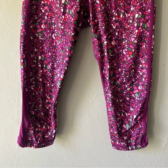 Lululemon Real Quick Crop Leggings Paradise Camo Multi Regal Plum Size 4 - Picture 3 of 10